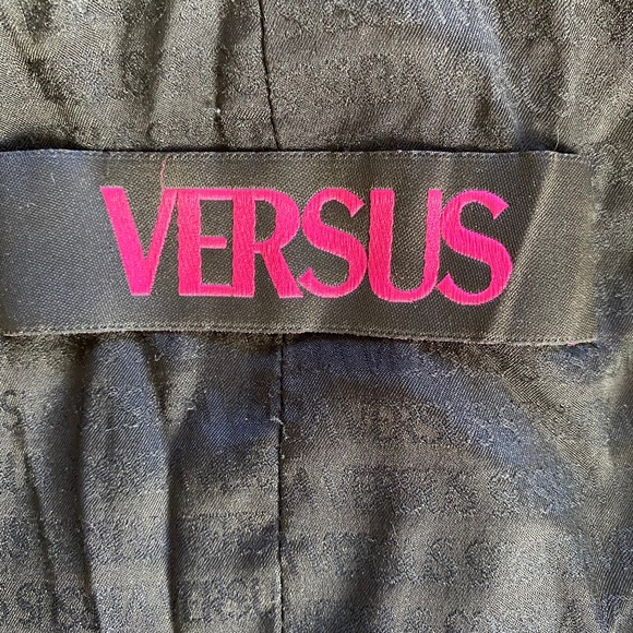 Versace Versus collection gold studded leather jacket size 46 - Picture 11 of 12